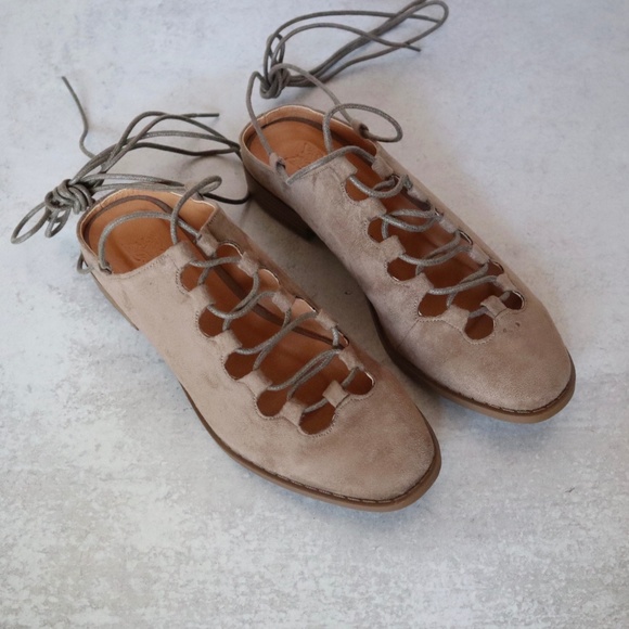 ‘Emily’ Taupe Lace up Flat - Picture 2 of 4